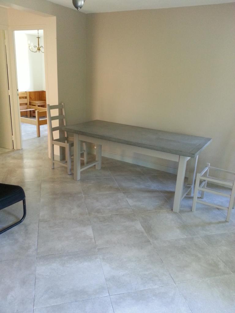 studio après peintures-nouveau carrelage et relooking mobilier